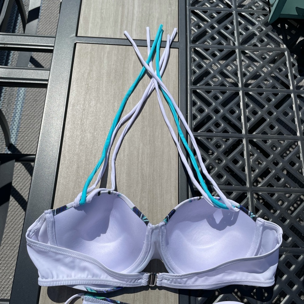 Cupshe Bikini - image 3